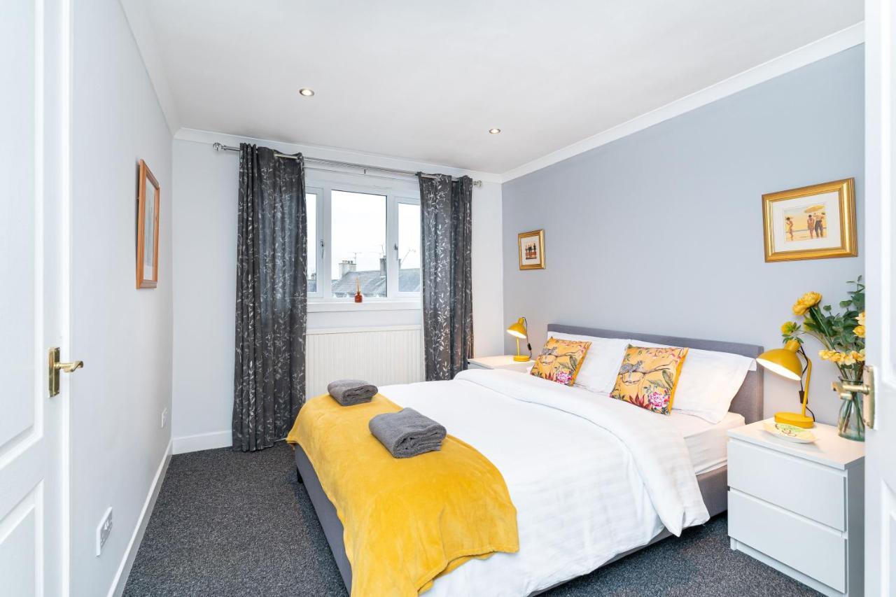 Lovely 3-Bedroom Flat With Free Parking ブリッジ・オブ・アーラン エクステリア 写真